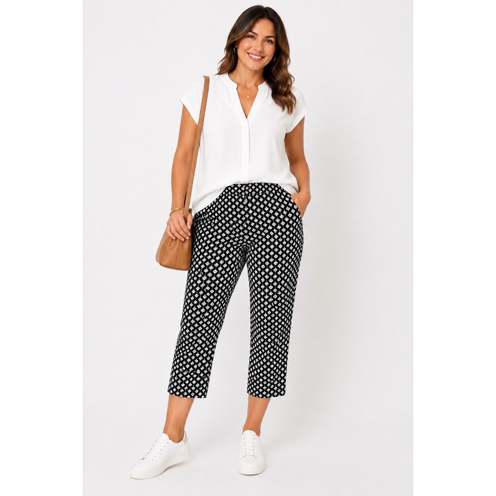 Talbots 22W Crop Pants Black And White Art Deco Floral Print Pull On Stretch